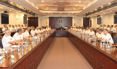 प्रथम भारतीय नौसेना कमांडर सम्मेलन : समुद्री हितों की रक्षा करने करने जैसे इन मुद्दों पर हुई चर्चा