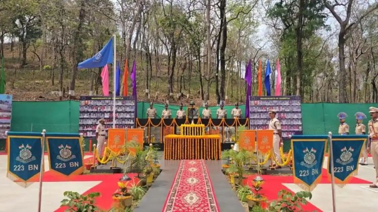 जहां गूंजी थीं गोलियां वहां गूंजा सम्मान : ताड़मेटला में सीआरपीएफ के महानिदेशक ने किया शहीद स्मारक का लोकार्पण