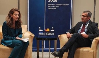 रक्षा सचिव राजेश कुमार सिंह ने सिंगापुर में नीदरलैंड की रक्षा मंत्री दिलन येसिलगोज़-ज़ेगेरियस के साथ द्विपक्षीय वार्ता की